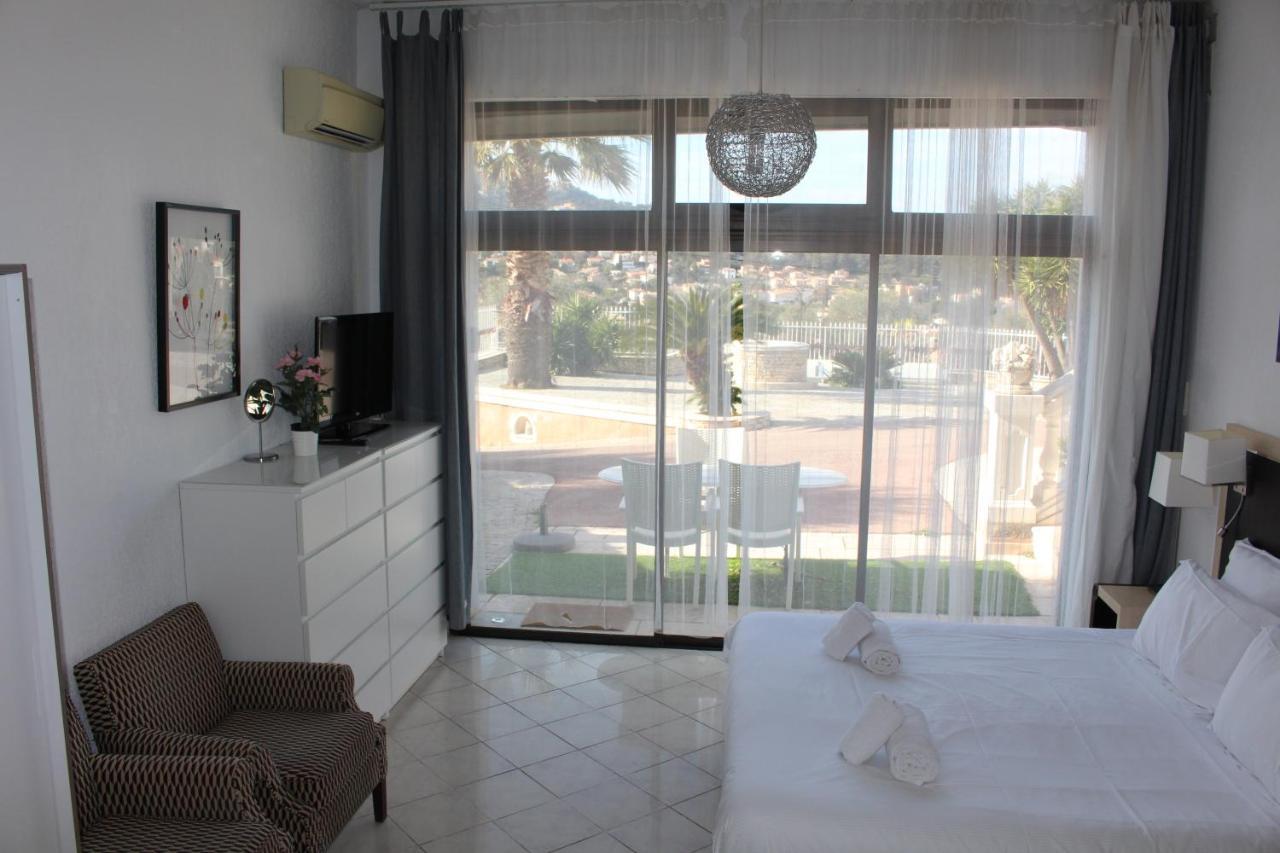 Residence Les Jardins De Lea Ла Сен-сюр-Мер Екстериор снимка