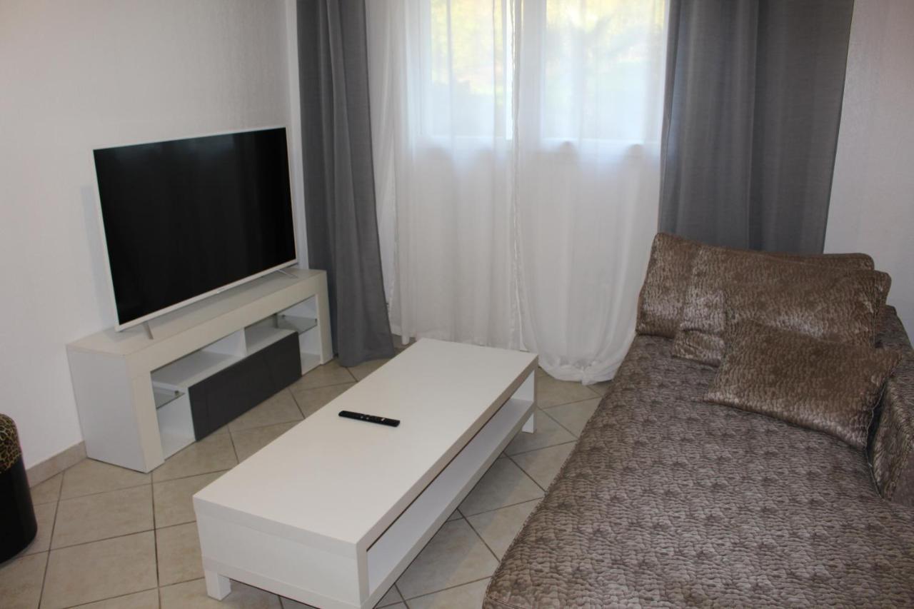 Residence Les Jardins De Lea Ла Сен-сюр-Мер Екстериор снимка
