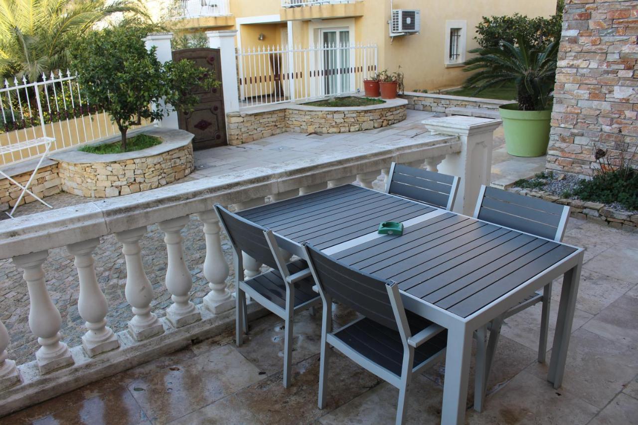 Residence Les Jardins De Lea Ла Сен-сюр-Мер Екстериор снимка