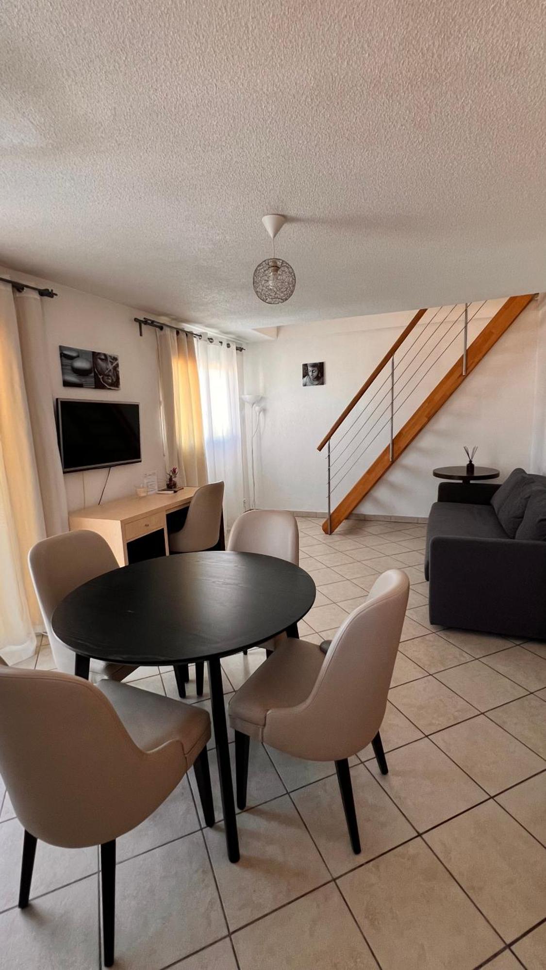 Residence Les Jardins De Lea Ла Сен-сюр-Мер Екстериор снимка