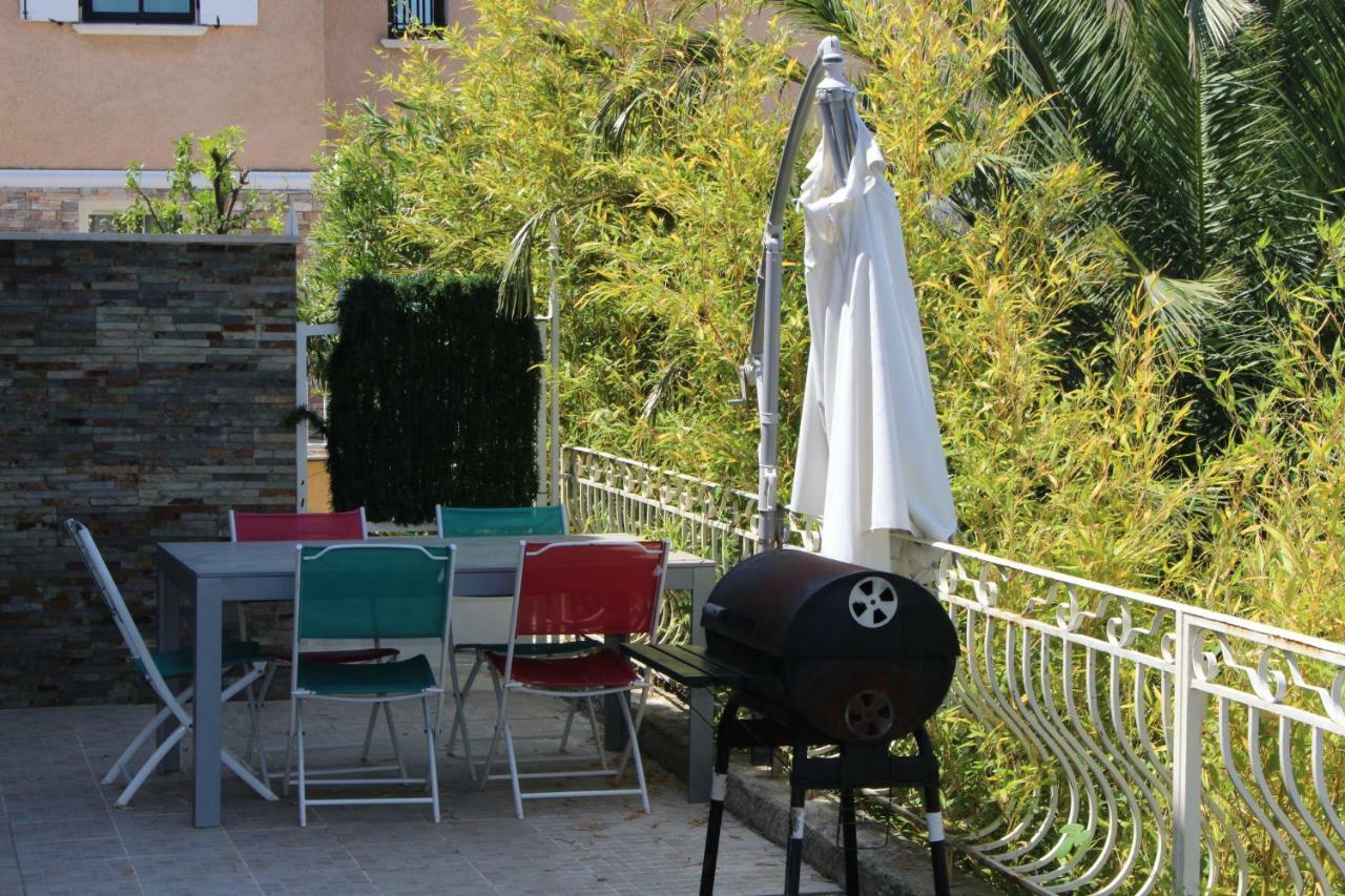 Residence Les Jardins De Lea Ла Сен-сюр-Мер Екстериор снимка